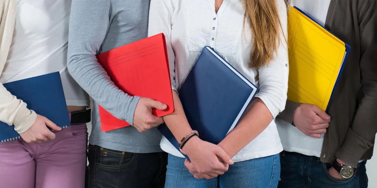 Mitarbeiter*innen können einen Bildungsurlaub beantragen. Wir teilen dir mit, was dies als Arbeitgeber*in mit sich bringt. © Adobe Stock, pictworks